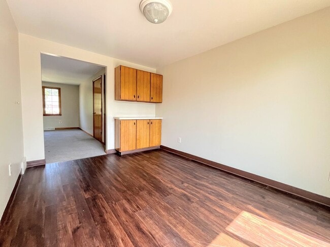 Foto del edificio - 44 Oakridge Dr