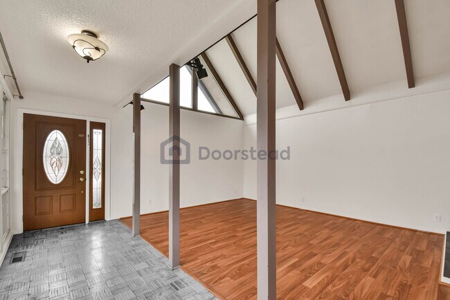 Foto del edificio - 42667 Fontainebleau Park Ln