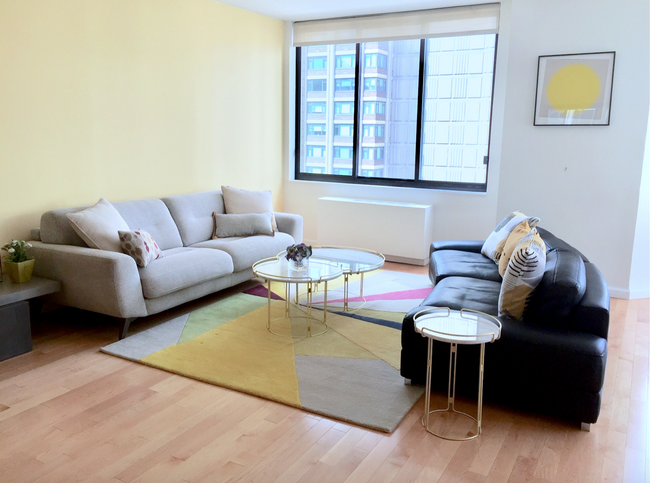 Foto del edificio - 210 E 65th St