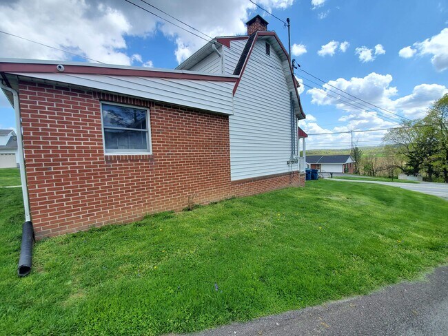 Foto del edificio - 4751 E Prospect Rd