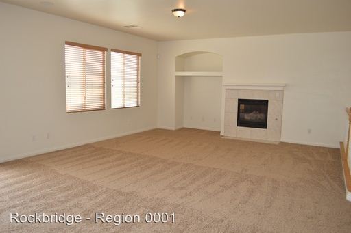 Building Photo - 5620 Pacesetter St