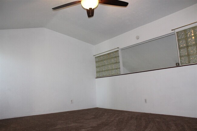 Foto del edificio - 3601 Windjammer Ln
