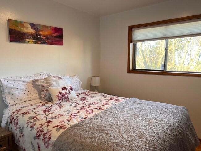 Foto del edificio - 33845 SW Tualatin Valley Hwy
