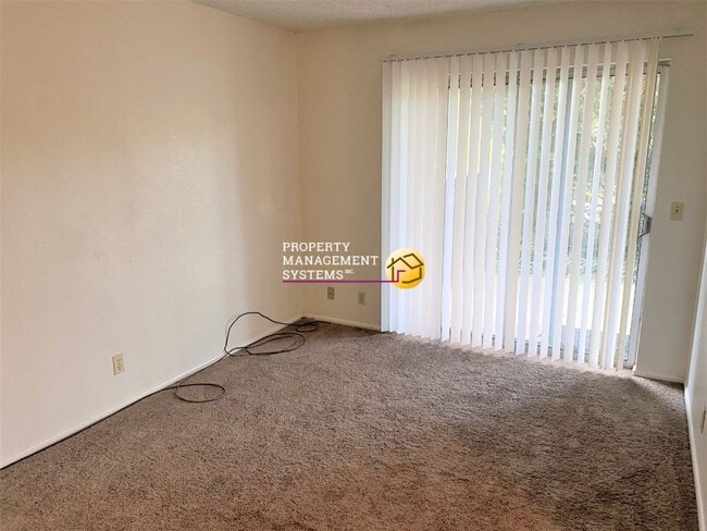 Building Photo - 1042 Quail Vista Ct