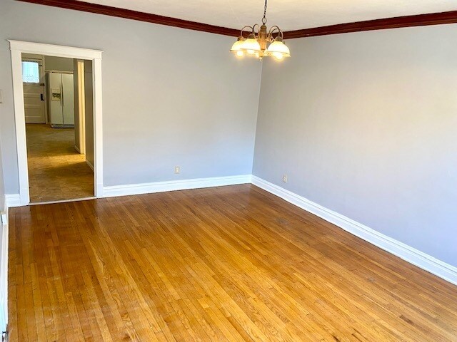Building Photo - 5131 W Henderson St