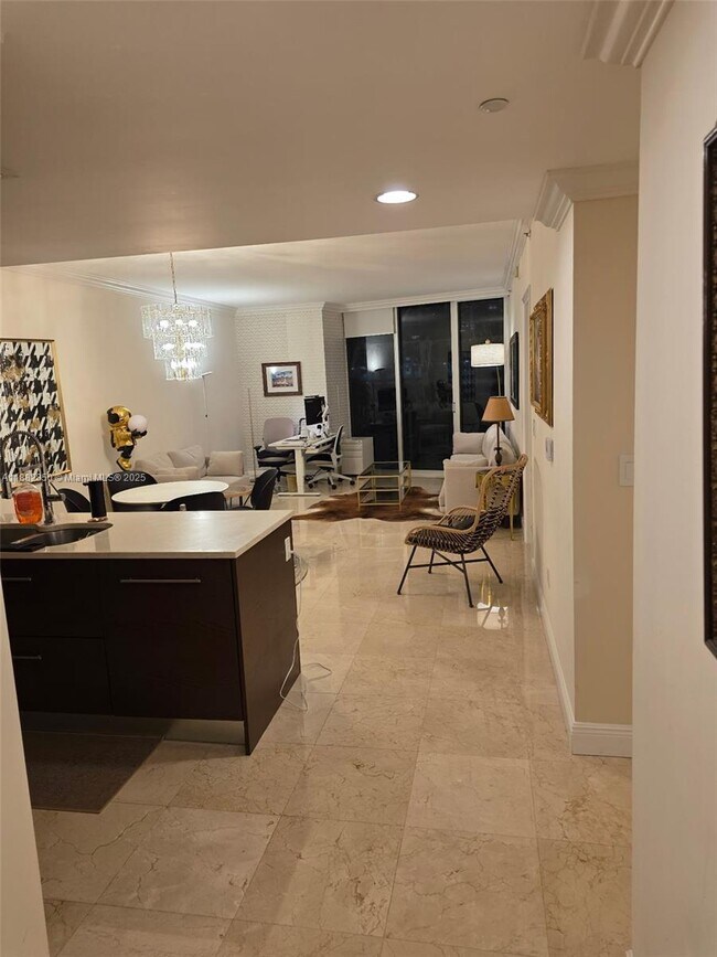 Foto del edificio - 495 Brickell Ave