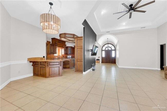 Building Photo - 32 S Cynthia St