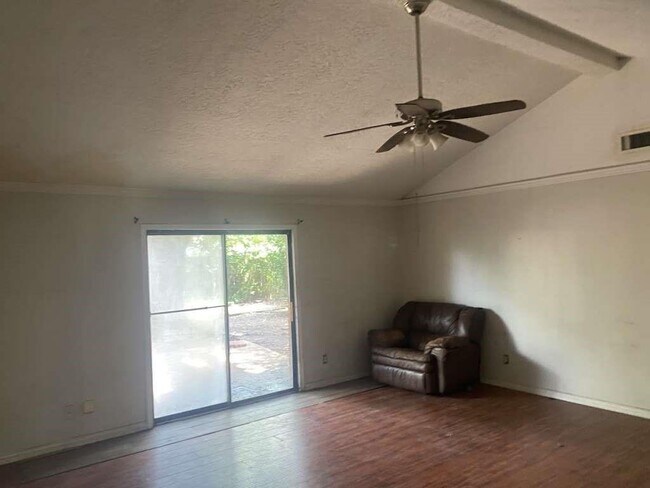 Foto del edificio - 11706 N Kathy Ave