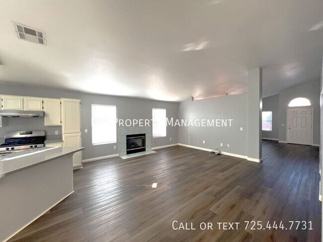 Building Photo - ONE STORY 3 BEDROOM HOME IN THE SOUTHWEST ...