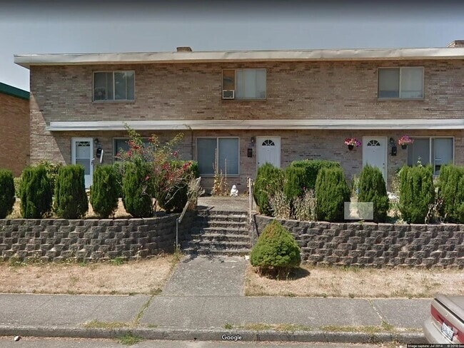Building Photo - 9211 Woodlawn Ave N