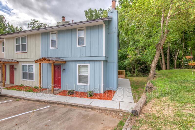 644 Earthside Dr, Claremore, OK 74017 Condo for Rent in Claremore, OK