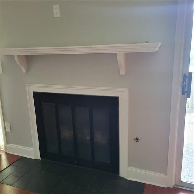 Building Photo - 62 Rumson Ct