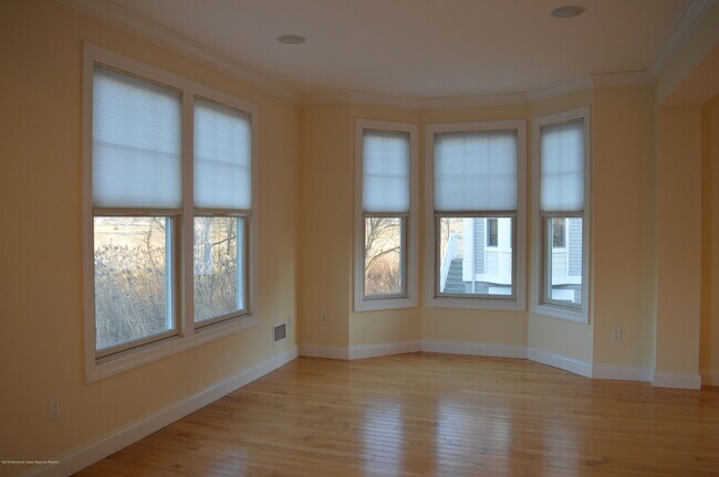 Foto del edificio - 606 Park Ave