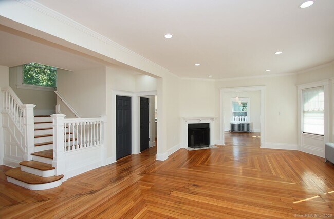 Foto del edificio - 62 Whitney St