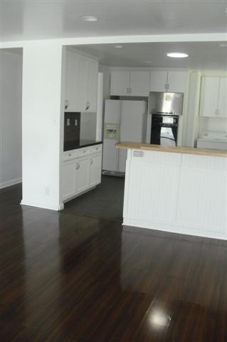 Foto del edificio - 353 W 14th St