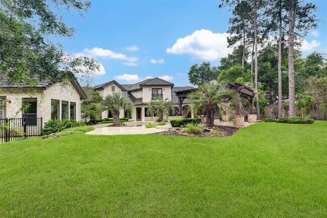 Building Photo - 15051 Cathedral Falls Dr