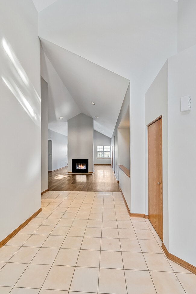 Building Photo - 1938 Manning Rd