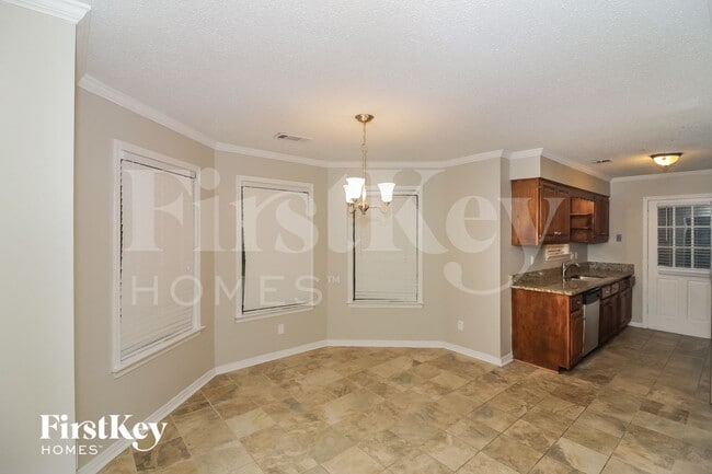 Building Photo - 6550 Fox Horn Pl