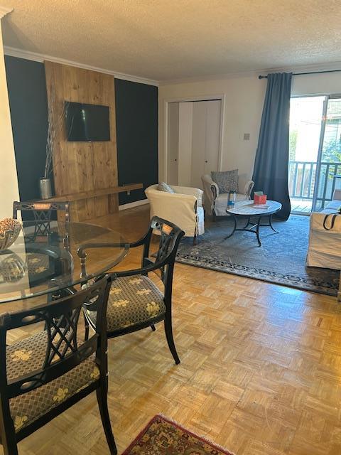 Building Photo - 5205 Evans Ave