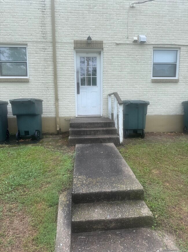 Foto del edificio - 4600 Fort Jackson Blvd