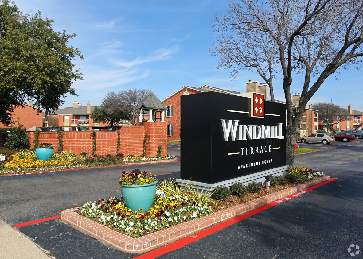 Windmill Terrace Apartments in Bedford, TX