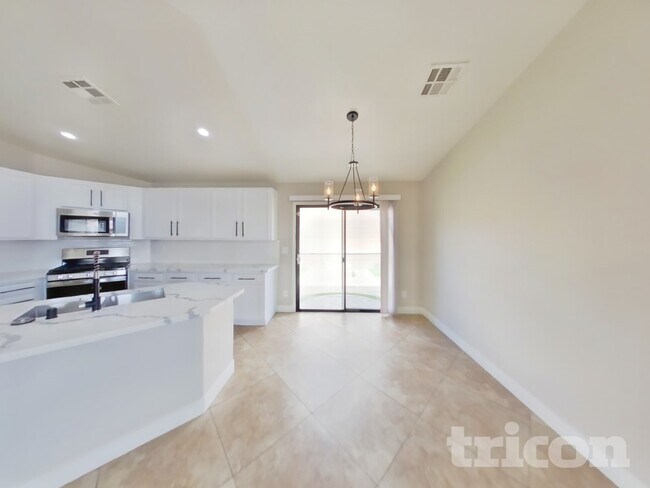 Foto del edificio - 508 Country Hill Dr