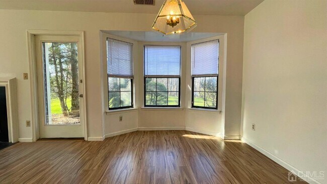 Foto del edificio - 6 Ayres Ct