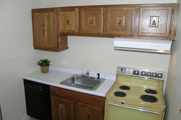 Foto del edificio - 100 Lexington St