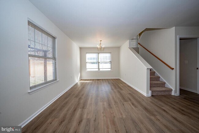 Foto del edificio - 1331 S Lawrence St