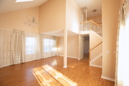 Building Photo - 601 Bordeaux Ct E