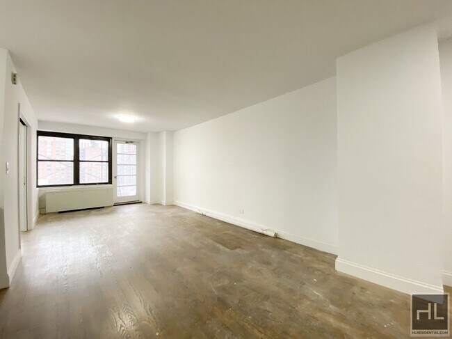 Foto del edificio - E 82 St