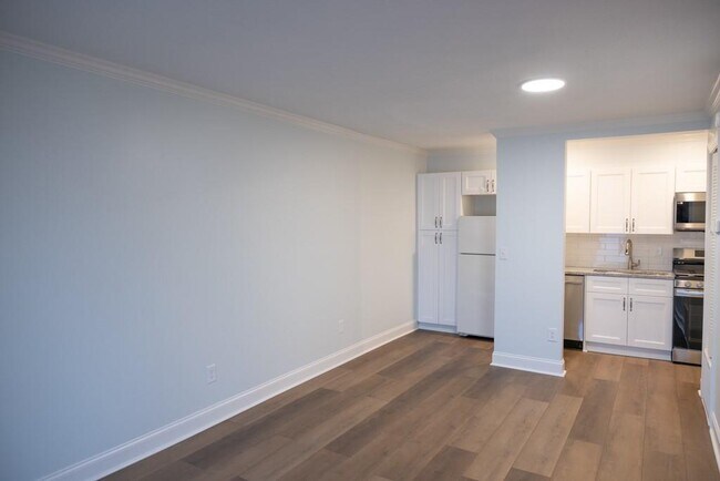 Foto del edificio - 2805 Northeast Expy