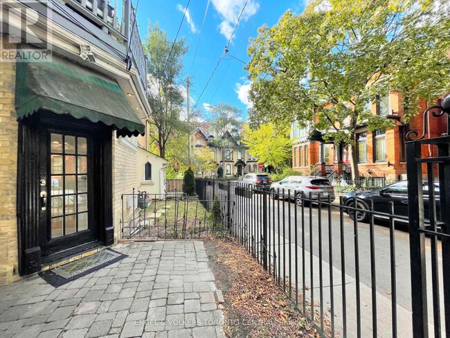 Building Photo - 483-483 Ontario St