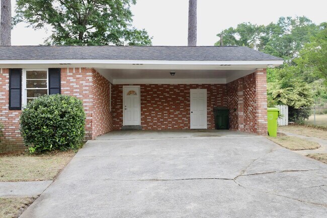 Foto del edificio - 1912 Dominion Dr