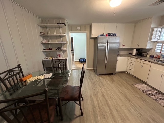 Building Photo - 315 Tee Dr