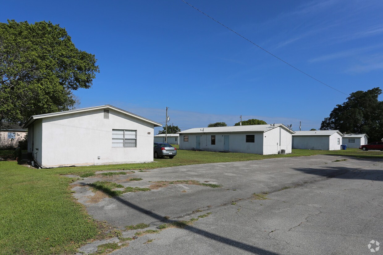Primary Photo - Prewitt Village