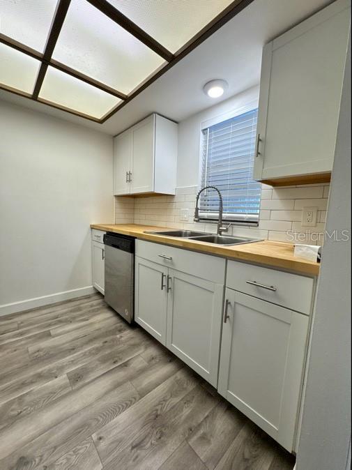 Foto del edificio - 9700 Starkey Rd