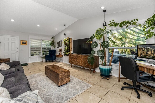 Building Photo - 762 Bayharbor Ter