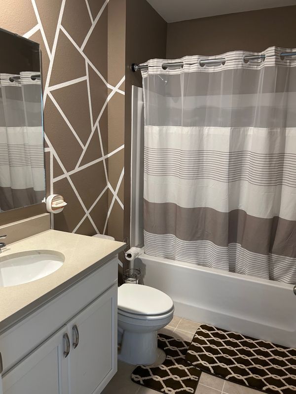 Building Photo - 845 Ambleside Dr