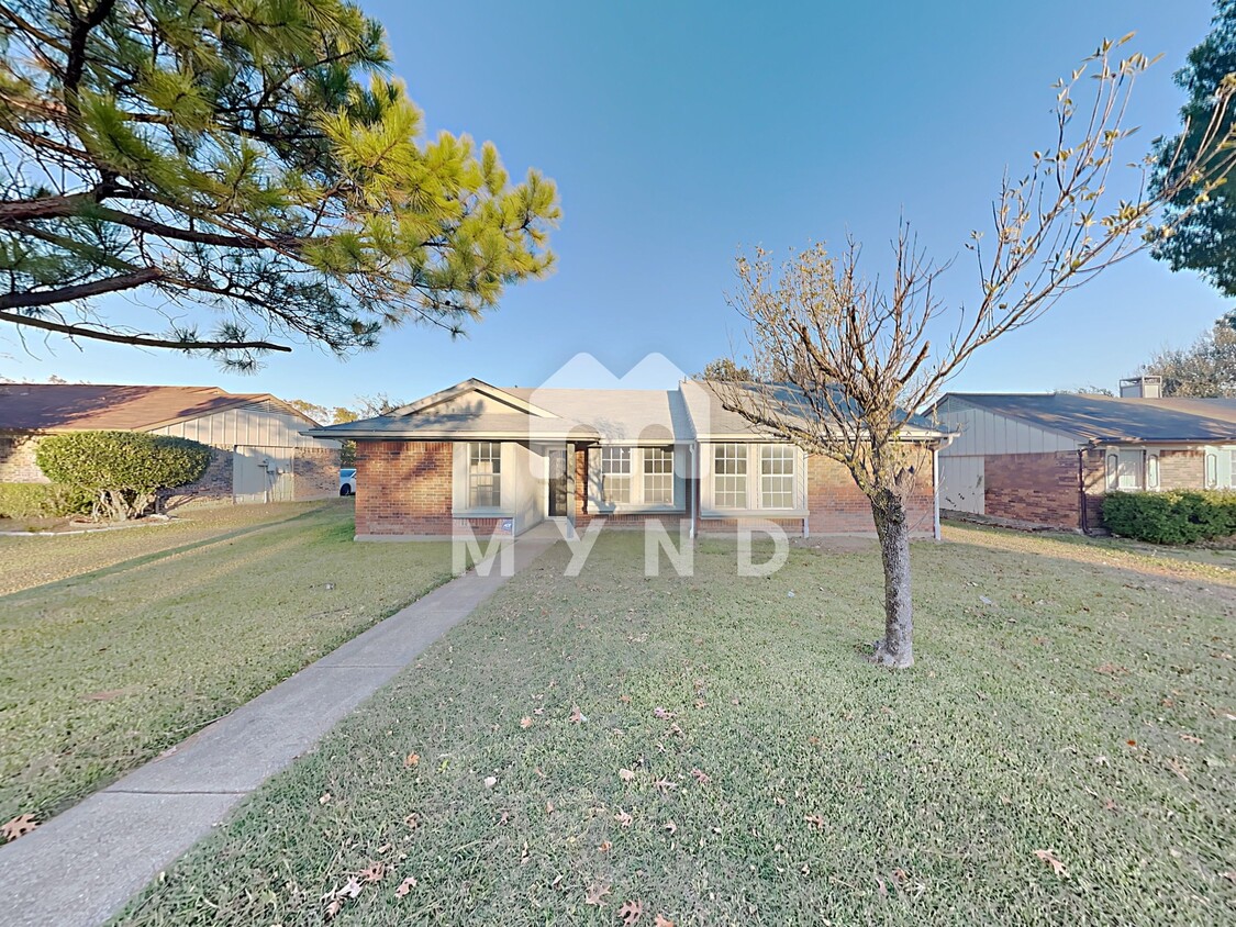 2306 High Star Dr - House Rental in Garland, TX | Apartments.com