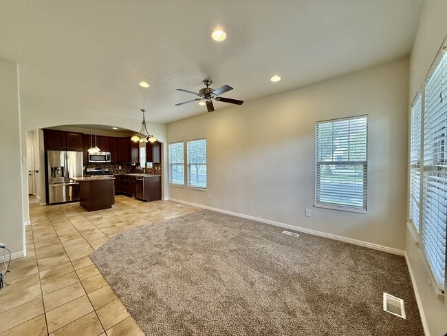 Building Photo - 10753 Topview Rd
