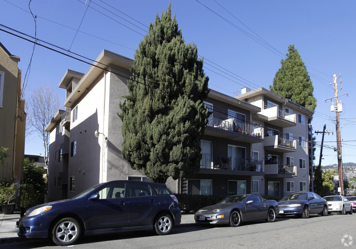 Foto del edificio - 585 Macarthur Blvd