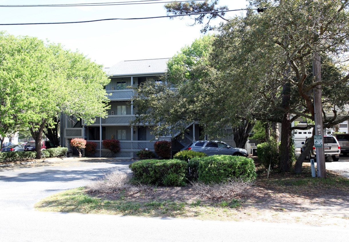 The Arbor Apartments in Myrtle Beach, SC