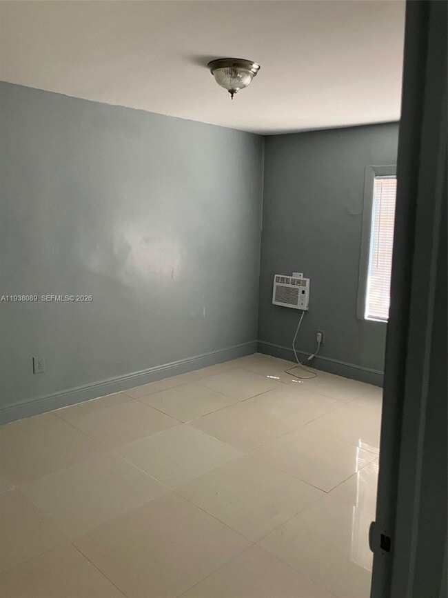 Foto del edificio - 2226 NW 98th St