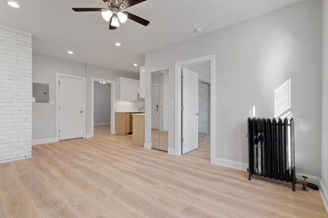 Foto del edificio - 1633 W Chase Ave