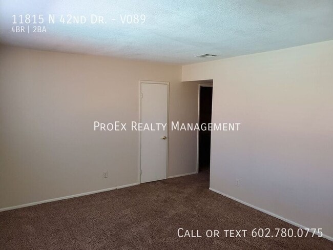 Building Photo - 11815 N 42nd Dr