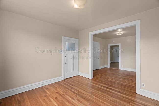 Foto del edificio - 4175 McRee Ave