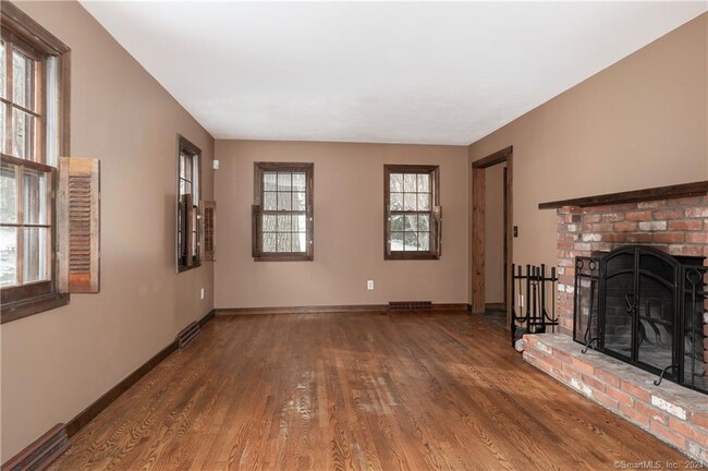 Foto del edificio - 1031 Howe Ave