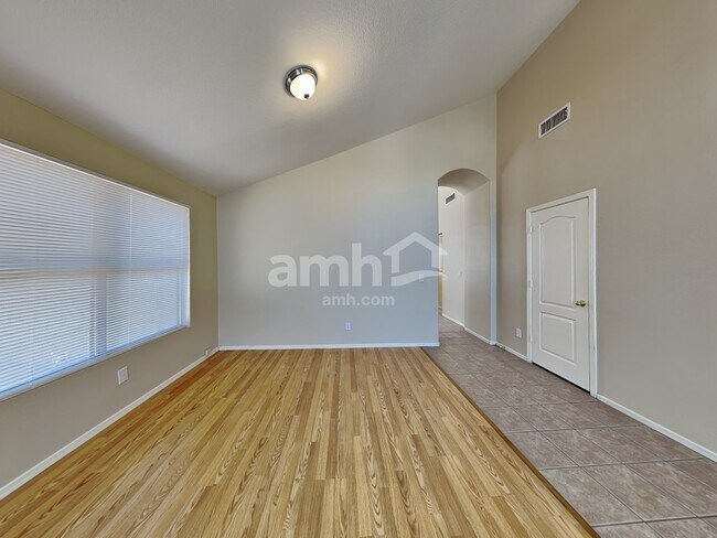 Building Photo - 17121 N Eureka Trl