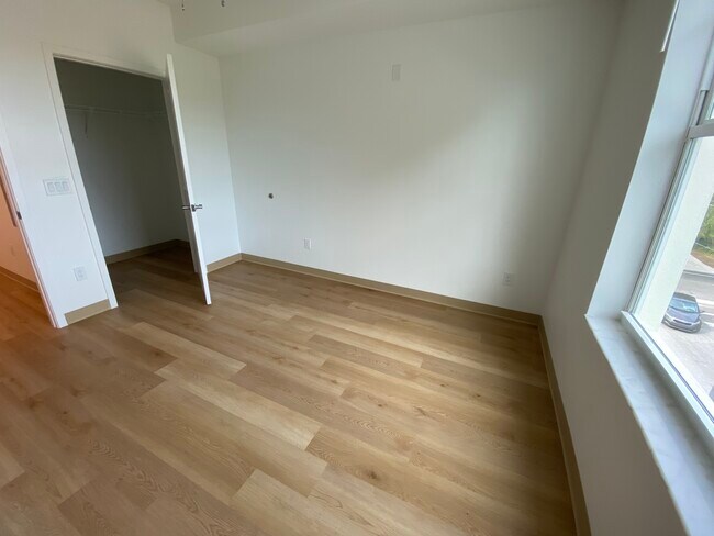 Foto del edificio - 2012 N Orange Ave